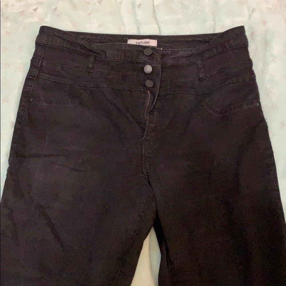 Black skinny jeans